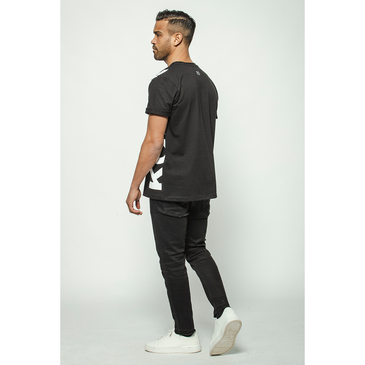 Essential T-Shirt Black XS