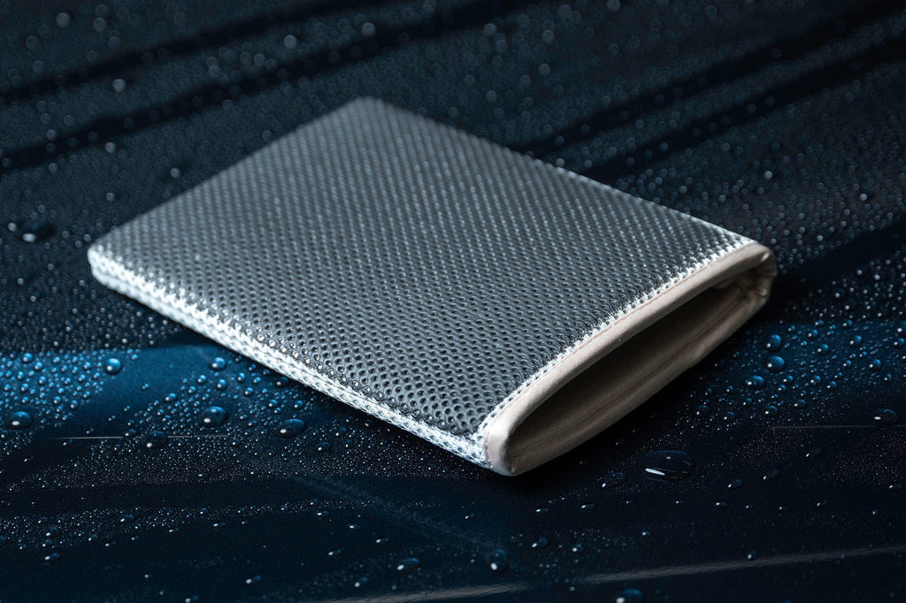 [Holey Clay Mitt] Perforated Decon Mitt (8.5"x6") 1 pack