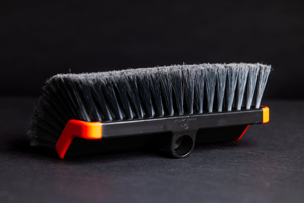 Angle Washing Brush with Water Flow