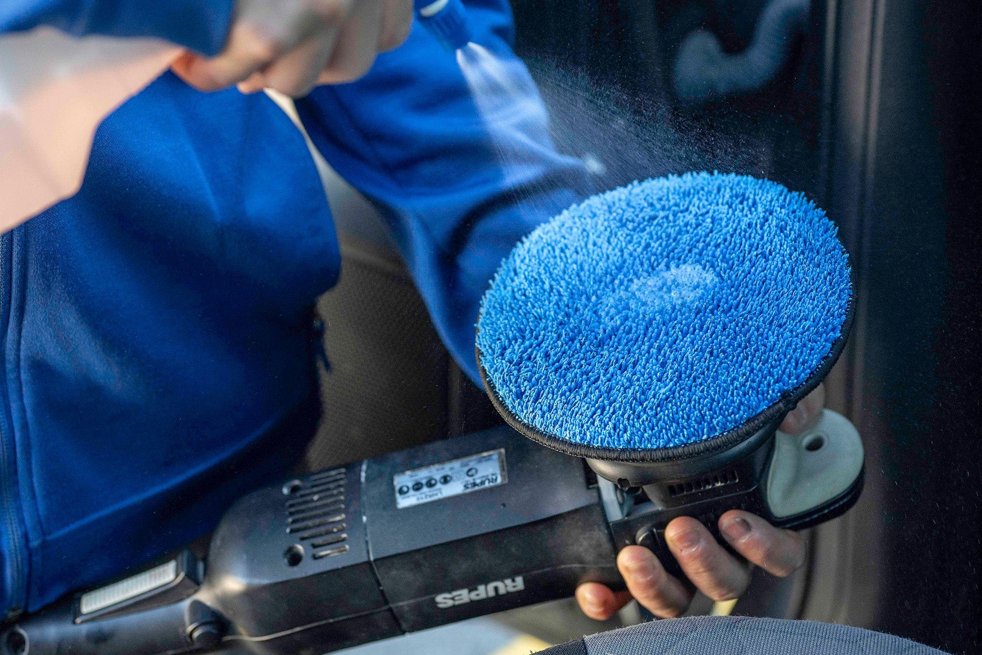 [U.F.O.] Upholstery / Fabric Orbital Microfiber Pads - 6 pack