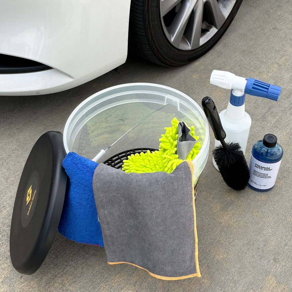 Weekend Warrior Car Wash Bucket Kit