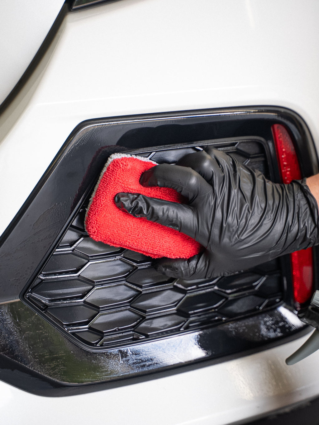 Red Lightning ™ Vinyl Coating